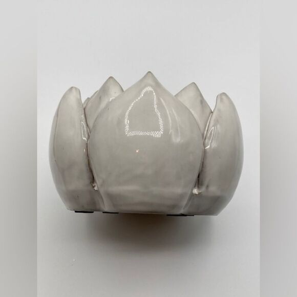 Arhaus White Lotus Water Lily Ceramic Centerpiece HEAVY Candle Holder - Picture 9 of 9